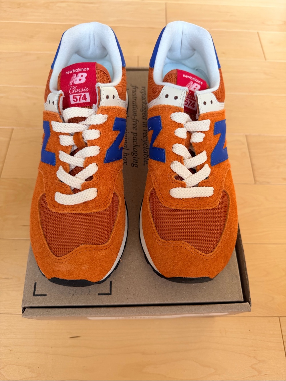 New Balance 574 Unisex Mens 7.5 Womens 9 Sienna Blue Sneakers U574BRD NWOB